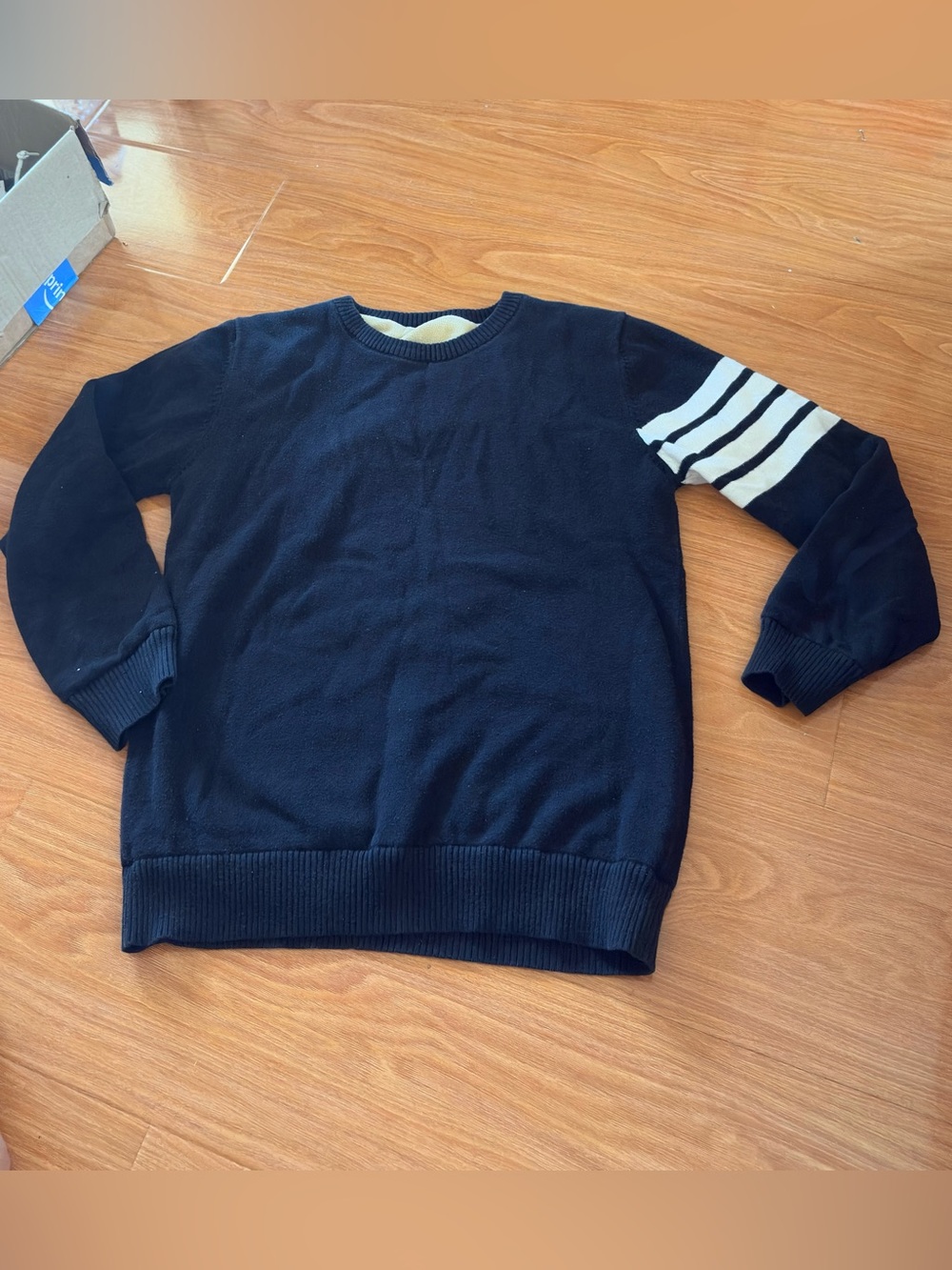 Pre Own Men’s Crewneck Warm Linen Long Sleeve  Sweater-Size S